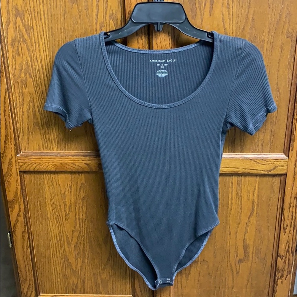 SUPER CUTE RIBBED GREY BODYSUIT!!